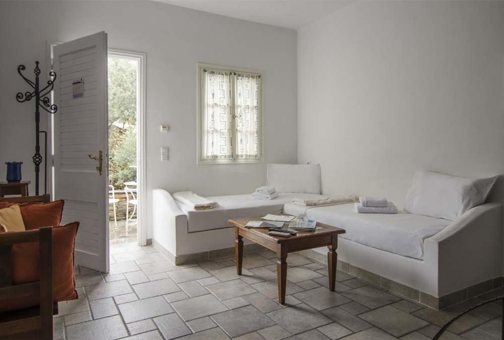 Alexandros Hotel Platis Gialos  Екстер'єр фото